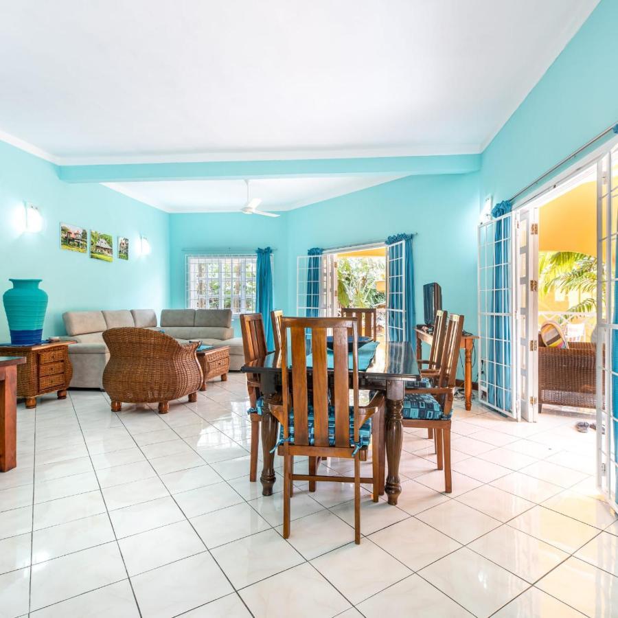 Beau Vallon Residence Bagian luar foto